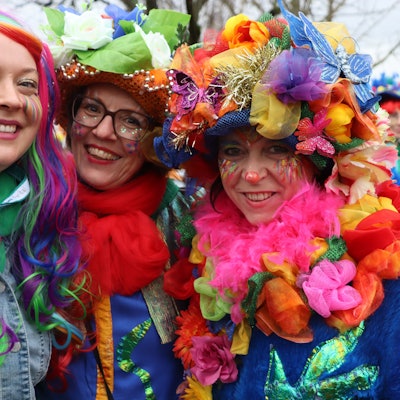Brasilianische Lebensfreude verbreiteten die Trommlerinnen und Trommler von Sambasurium.