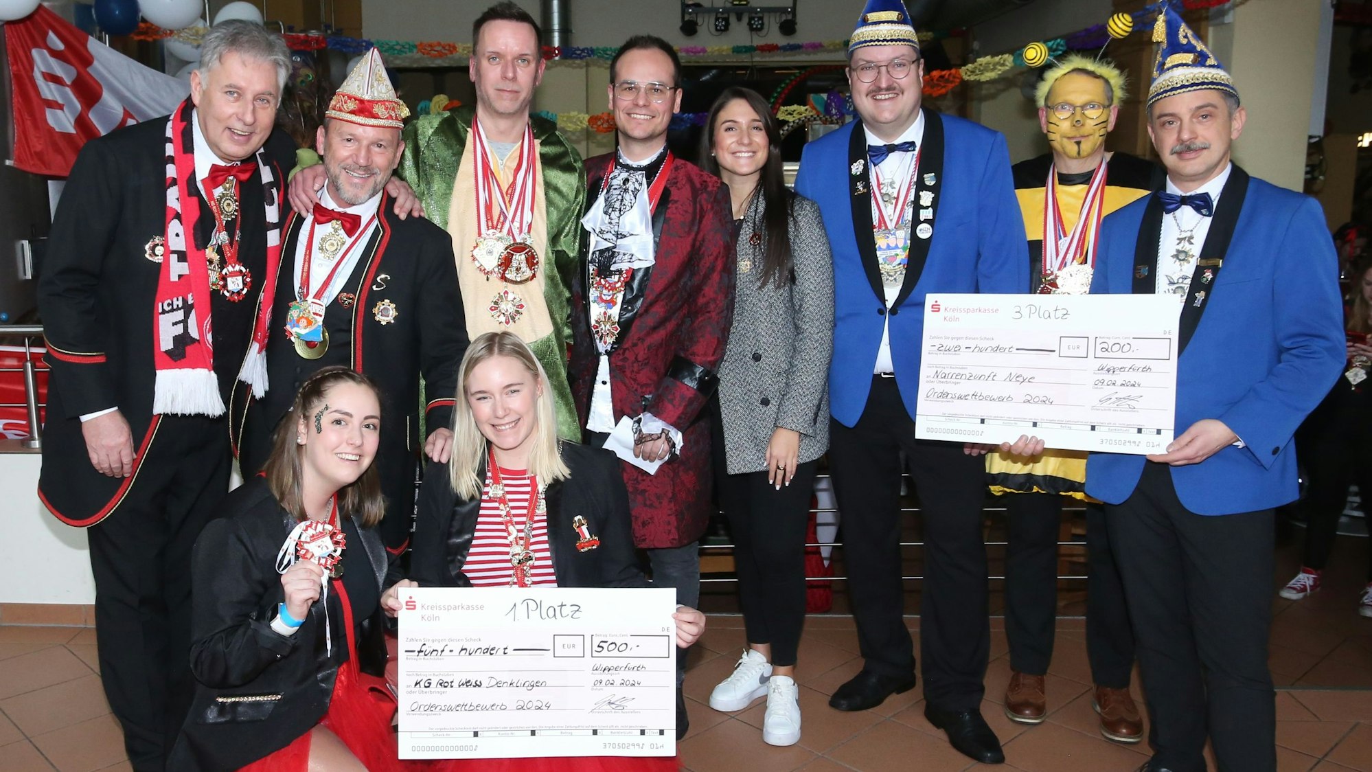 Gruppenfoto bei der Siegerehrung des Ordenswettbewerbs.