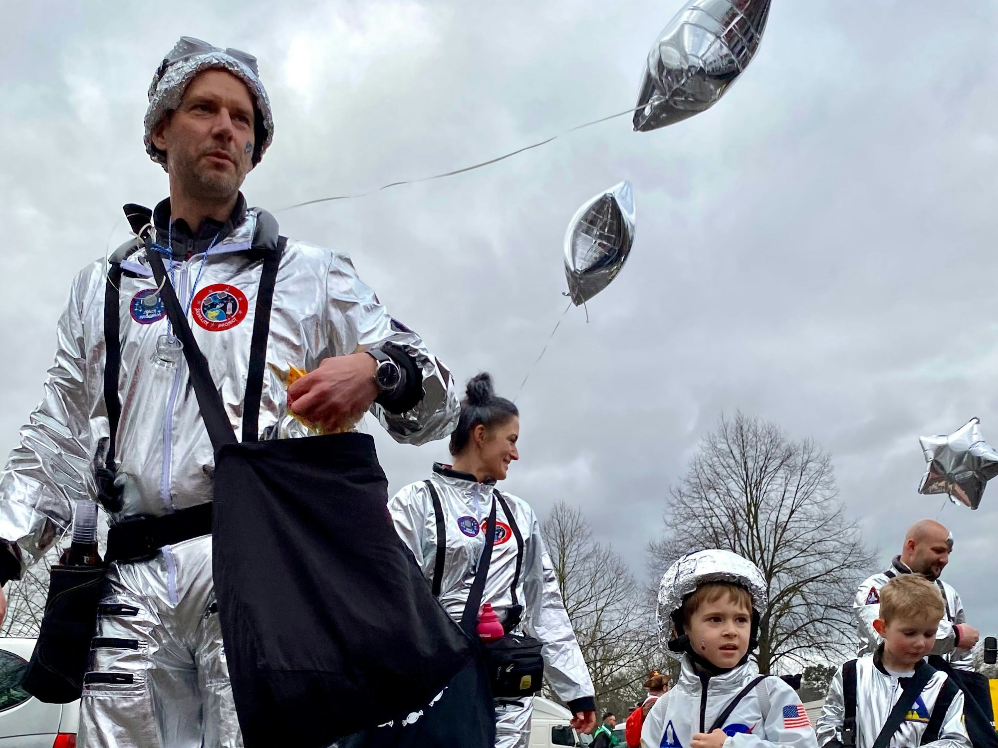 Astronauten aller Altersstufen sorgten für Stimmung.