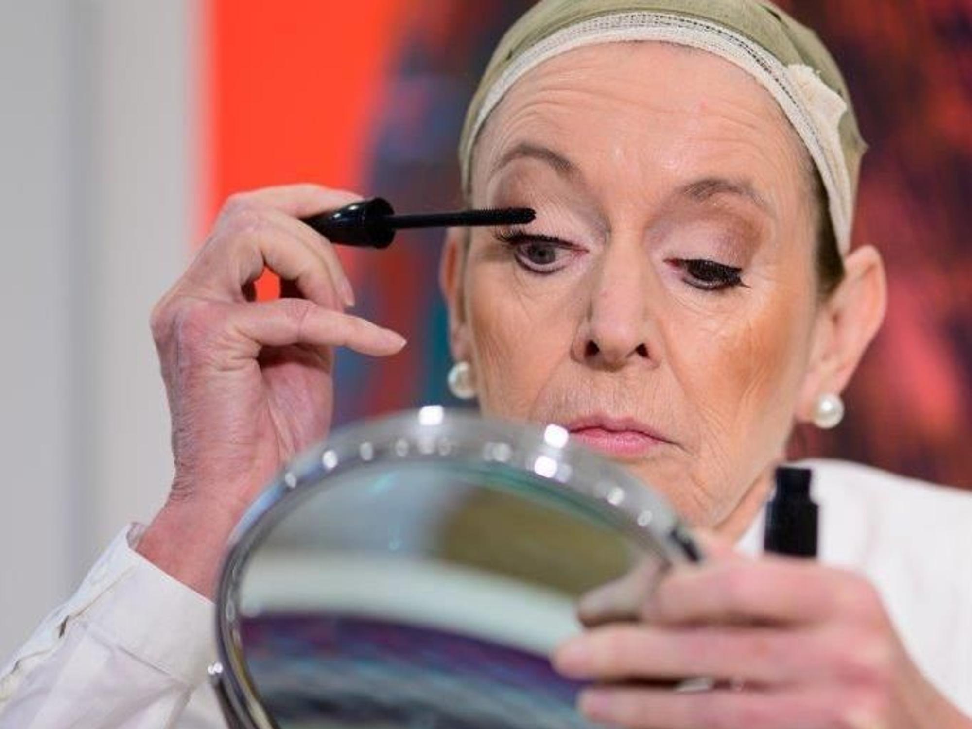 Henriette Reker wird zur Roten Funkin.