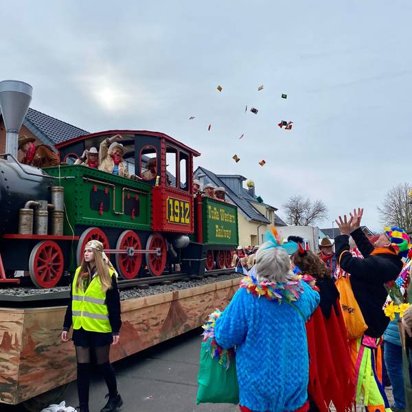 Zu sehen ist ein Wagen im Brühler Karneval.