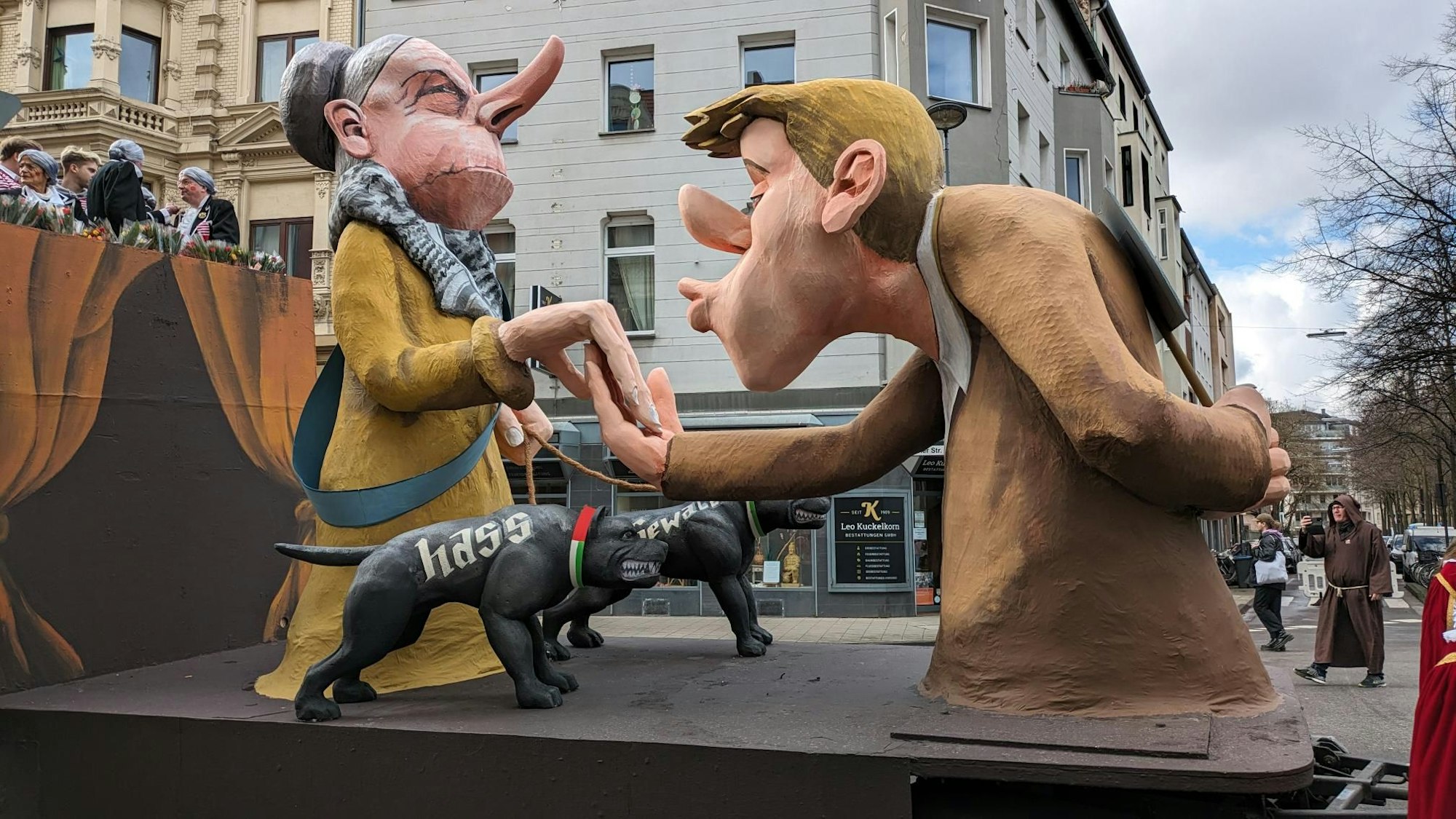 Der Überraschungswagen im Kölner Rosenmontag