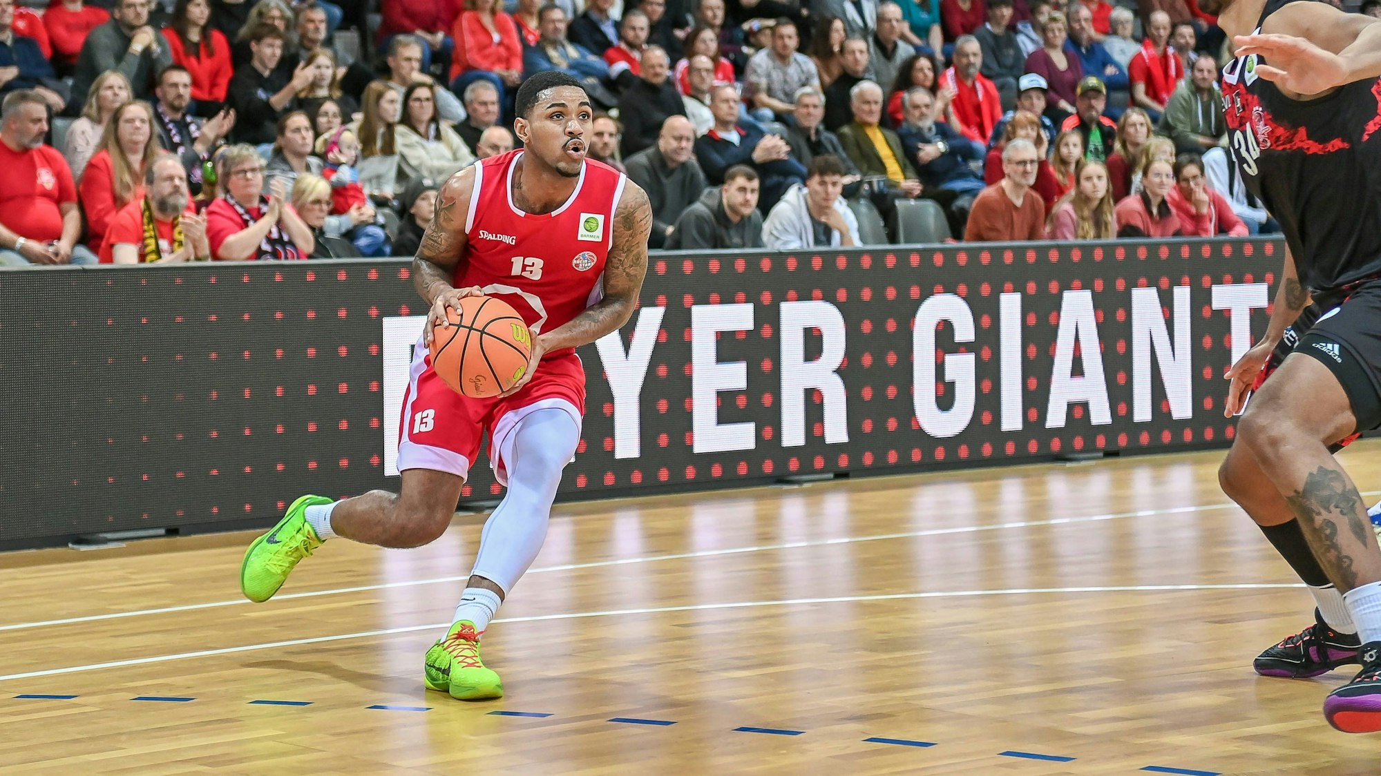 Barmer 2. Basketball Bundesliga ProB: Bayer Giants Leverkusen vs. Rheinstars Koeln, 23.12.2023 Bryan Anthony Battle RheinStars Koeln 13, Barmer 2. Basketball Bundesliga ProB: Bayer Giants Leverkusen vs. Rheinstars Koeln am 23.12.2023 im Ostermann Arena in Leverkusen Nordrhein-Westfalen *** Barmer 2 Basketball Bundesliga ProB Bayer Giants Leverkusen vs Rheinstars Koeln, 23 12 2023 Bryan Anthony Battle RheinStars Koeln 13 , Barmer 2 Basketball Bundesliga ProB Bayer Giants Leverkusen vs Rheinstars Koeln on 23 12 2023 at Ostermann Arena in Leverkusen Nordrhein Westfalen Copyright: xBEAUTIFULxSPORTS/Mueller-Laschetx