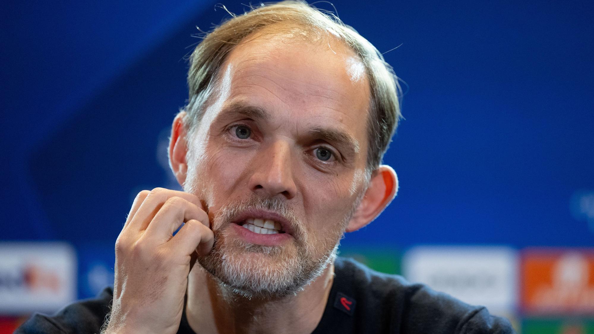Trainer Thomas Tuchel von München auf dem Podium.