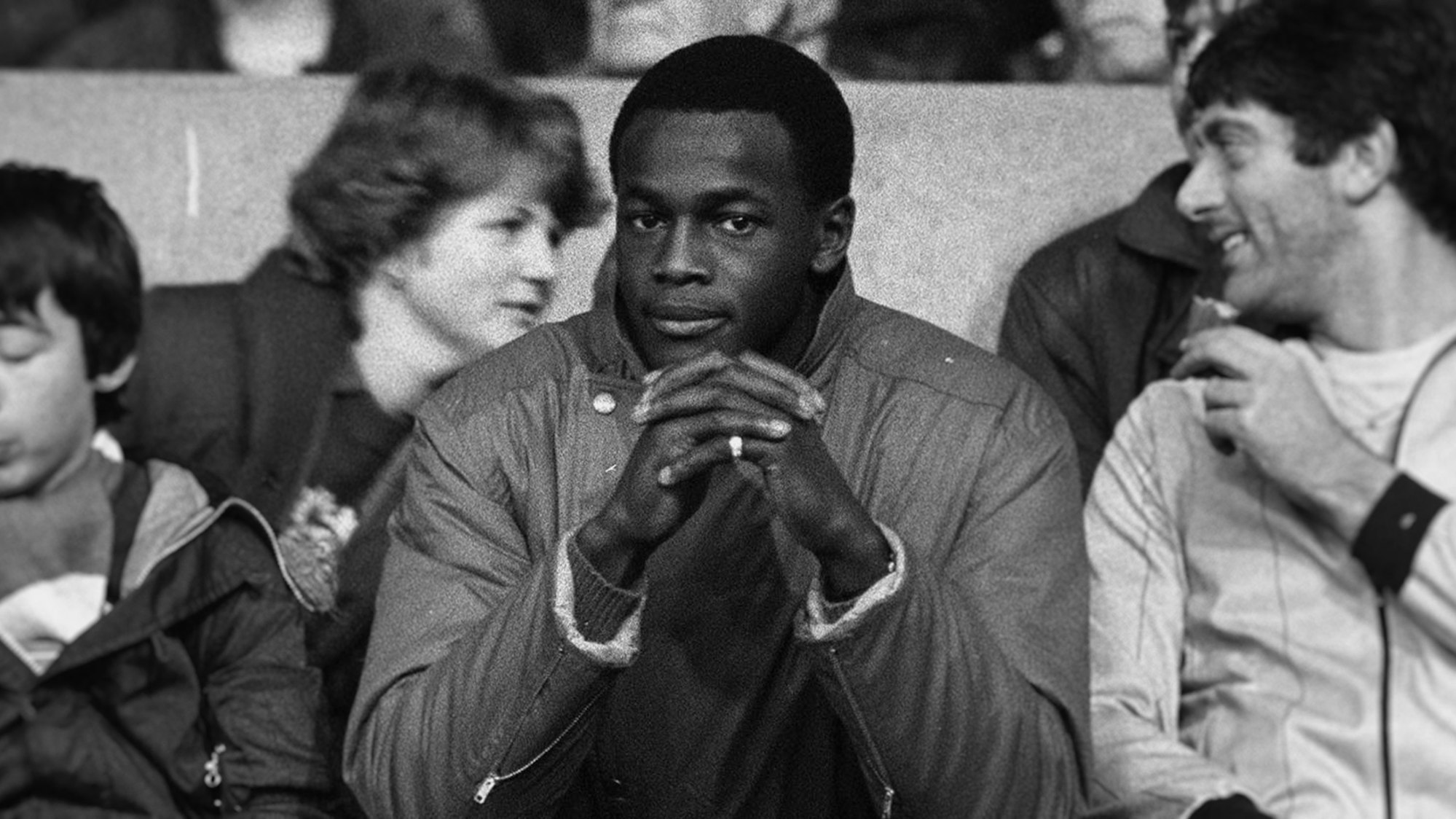 Der Film zeigt auch die berührende Lebensgeschichte von Justin Fashanu.