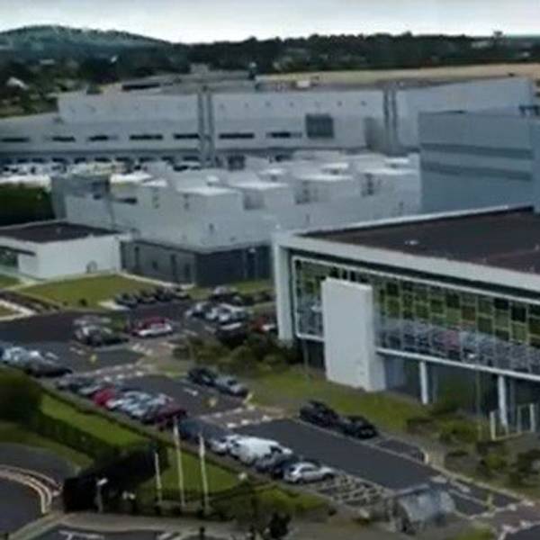 So sieht ein Rechenzentrum der Firma Microsoft aus. Das Unternehmen will zwei solcher Hyperscaler in Bergheim und Bedburg ansiedeln.