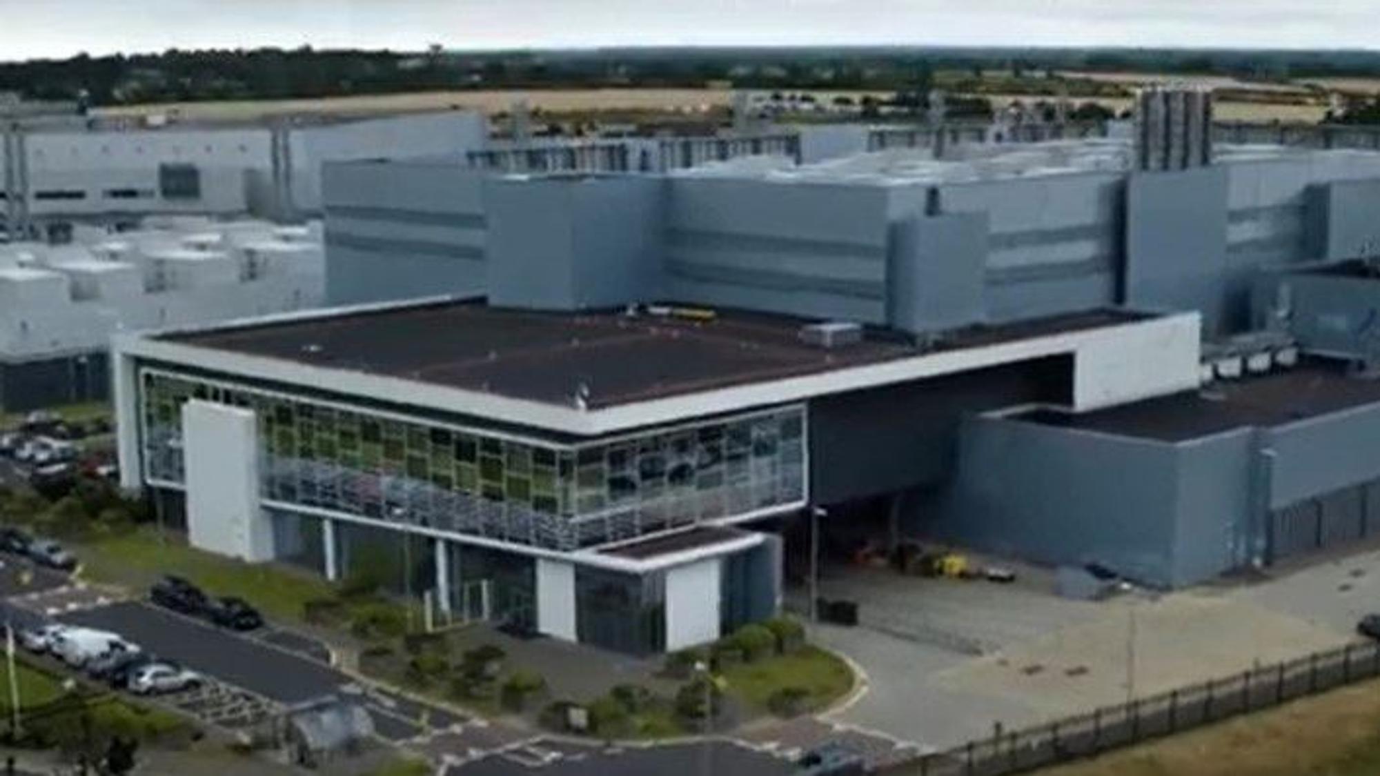 Das Bild ist eine Visualisierung und zeigt ein Datacenter von Microsoft.