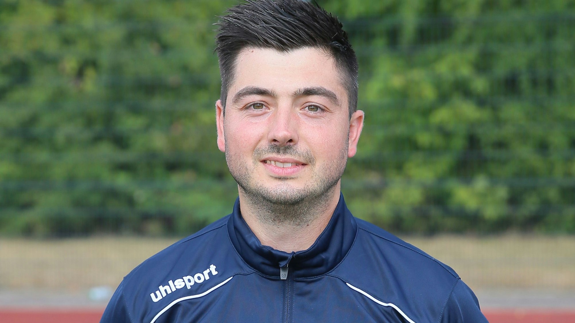 Zu sehen ist Albert Deuker.