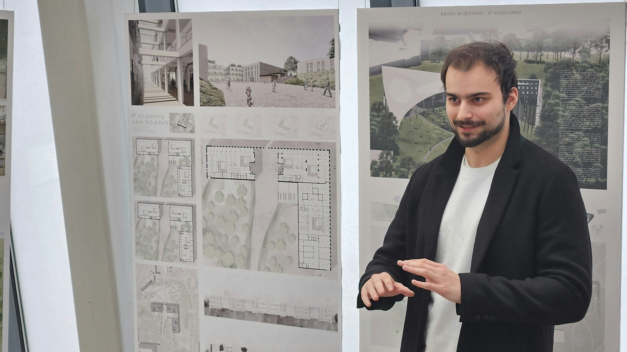 Ein Student spricht über einen der Entwürfe.