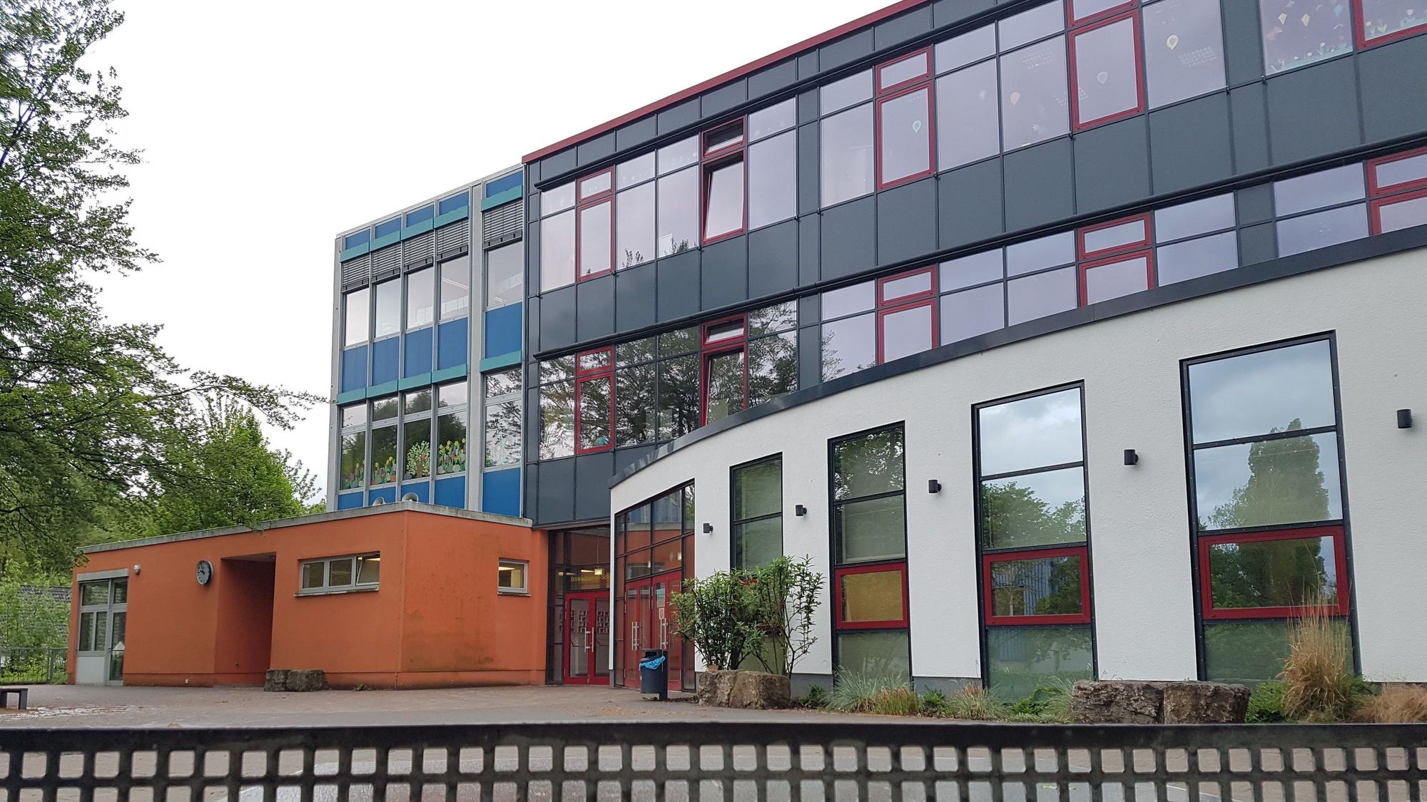 Das Foto zeigt die Bodelschwingh-Schule in Alt-Hürth.
