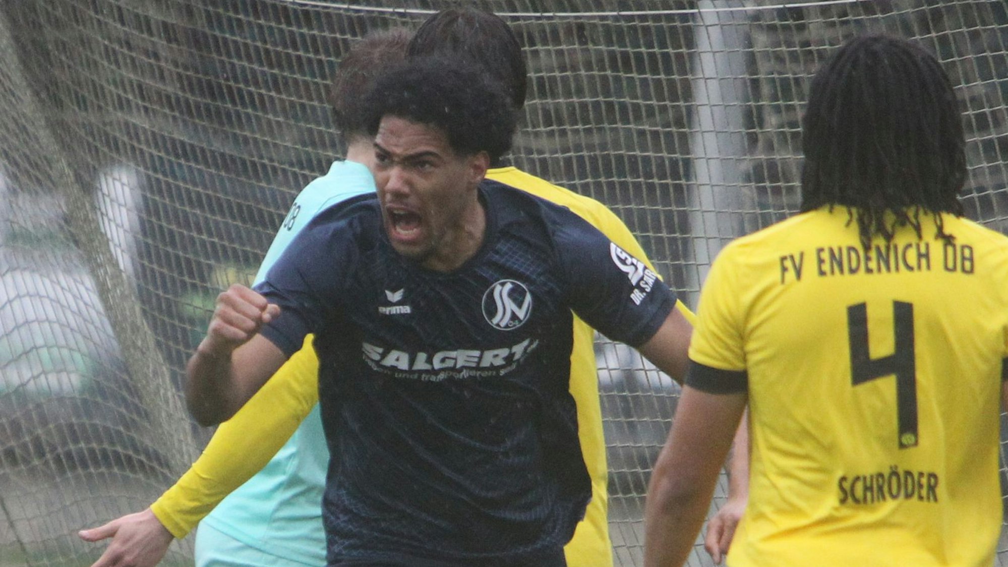 Goldener Torschütze des Siegburger SV 04: Alexander Tackie Sai.