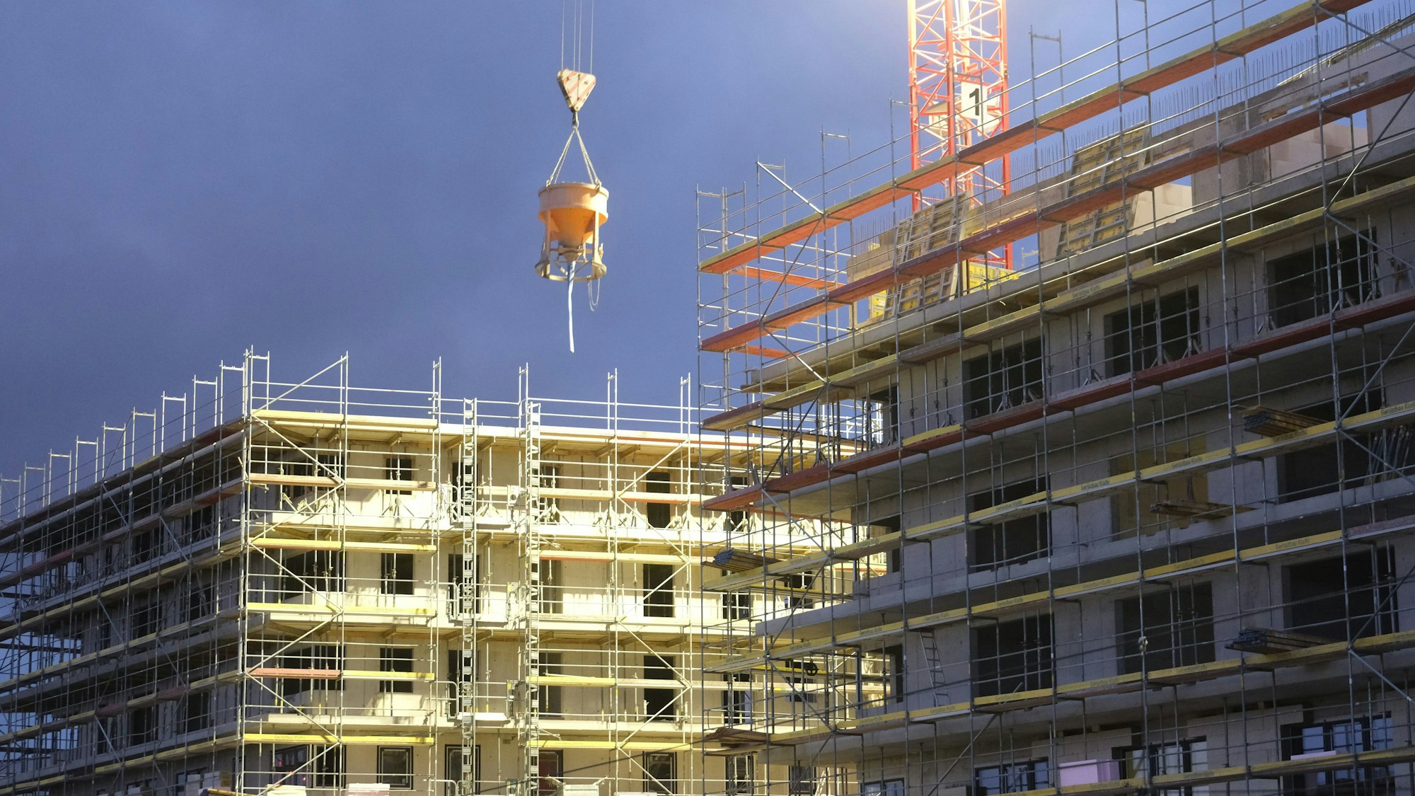 Der geförderte Wohnungsbau bricht 2023 auch in Köln dramatisch ein.