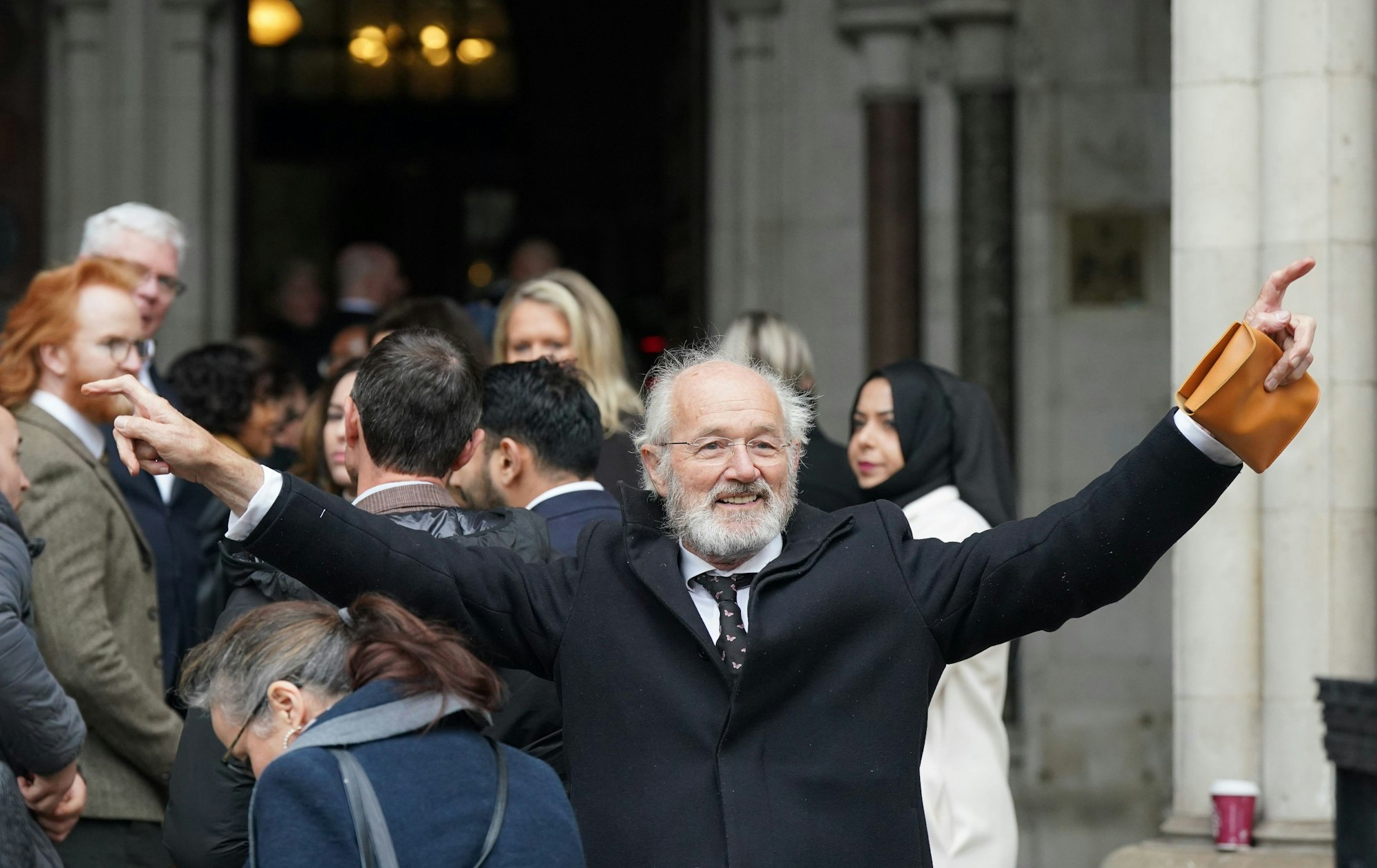 London: John Shipton, Vater von Julian Assange, kommt zu den Royal Courts Of Justice, vor einer zweitägigen Anhörung im Auslieferungsverfahren des WikiLeaks-Gründers Julian Assange.
