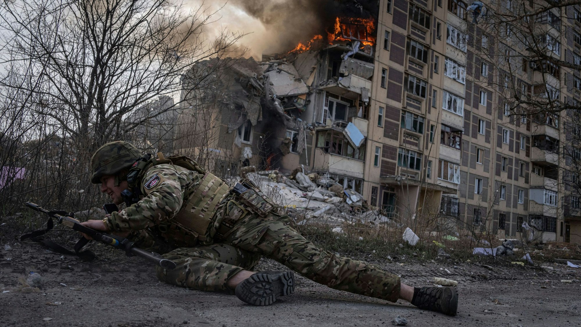 Beim Kampf um die Stadt Awdijiwka hat Russland enorme Verluste erlitten. Ein russischer Kriegsblogger bezifferte sie zuletzt auf 16.000 Tote. Nun hat er selbst offenbar Suizid begangen – und zuvor von Druck durch Kommandeure berichtet.