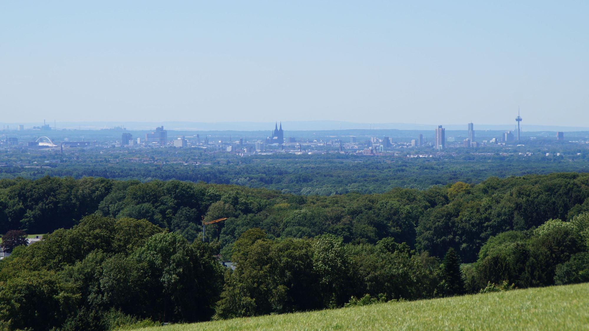 Domblick von Odenthal Voiswinkel im Bergischen Land.
