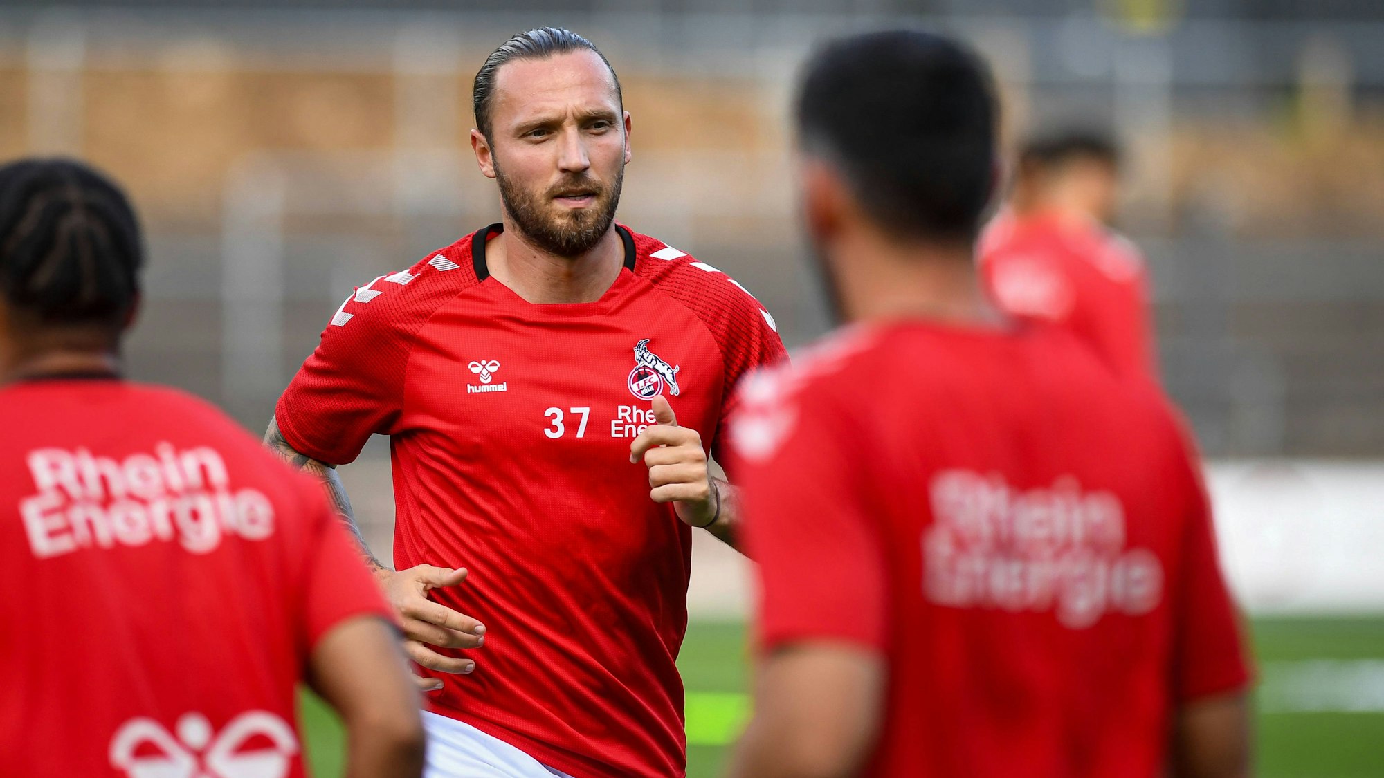 Fussball, Saison 2023/2024, Regionalliga West, 12.08.2023, 03. Spieltag, Herren, 1. FC Koeln U23 weiss vs. 1.FC Bocholt schwarz /// Marco Hoeger 1. FC Koeln U23, Koeln Franz-Kremer-Stadion Nordrhein-Westfalen Deutschland *** Football, Season 2023 2024, Regionalliga West, 12 08 2023, 03 Matchday, Men, 1 FC Koeln U23 white vs 1 FC Bocholt black Marco Hoeger 1 FC Koeln U23 , Koeln Franz Kremer Stadion Nordrhein Westfalen Germany 230812_fb_1fc-koeln-u23_1fc-bocholt_20635