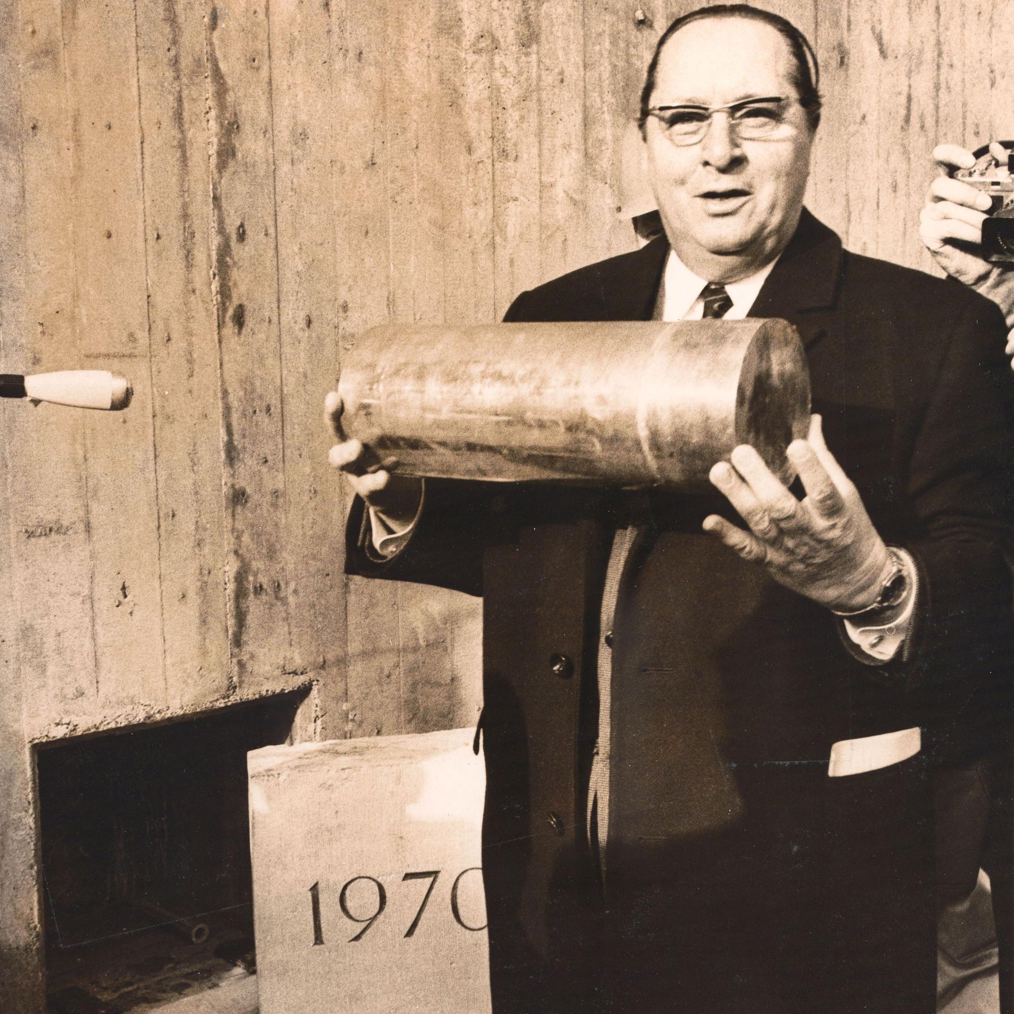 Grundsteinlegung des Römisch-Germanischen Museums mit Oberbürgermeister Theo Burauen 1970.