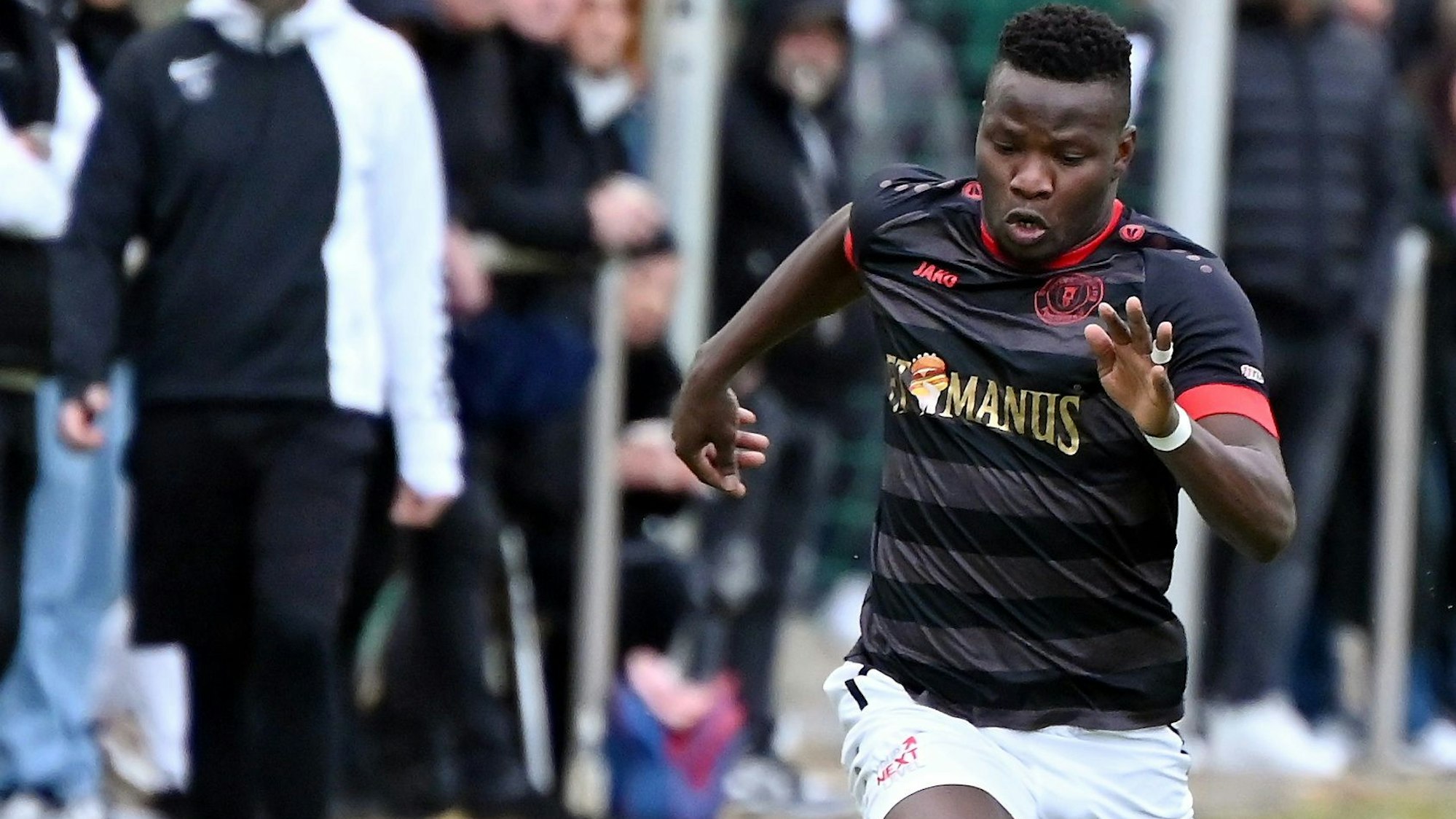 05.11.2023,-Fussball-SpVg. Porz - Fortuna Köln II
Amadou Camara (Porz)
Foto: Uli Herhaus