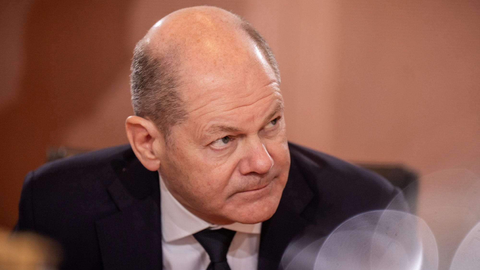 Bundeskanzler Olaf Scholz (SPD) hat sich erneut auf X geäußert. Unter seinem Beitrag wird erneut eine „Community Note“ ausgespielt. (Archivbild)