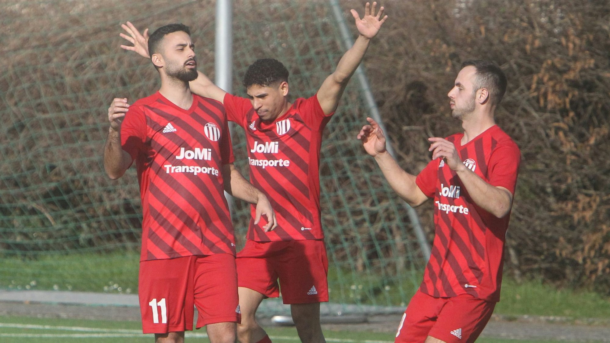 Edon Klinaku (rechts)