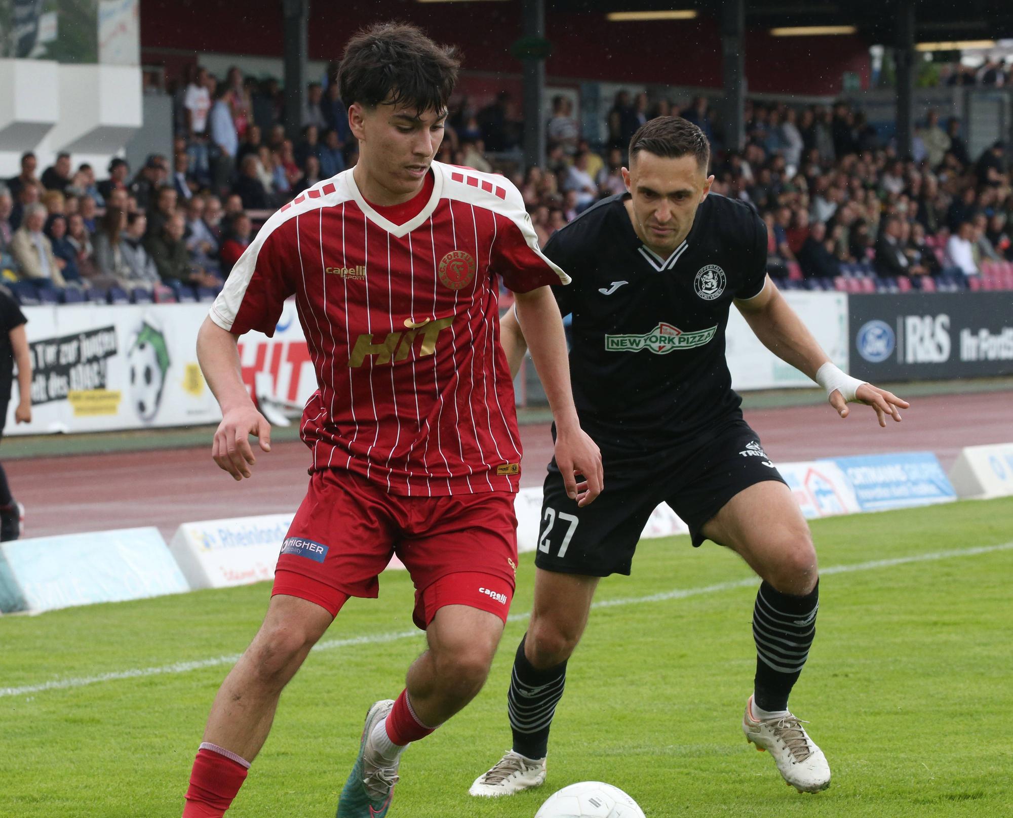 Regionallioga West, Saison 2022 - 2023, 34. Spieltag, 23.05.2023. Fortuna Köln - Wuppertaler SV -- Younes Derbali Köln / links und Kevin Pytlik Wuppertaler SV *** Regionallioga West, season 2022 2023, 34 matchday, 23 05 2023 Fortuna Cologne Wuppertaler SV Younes Derbali Cologne left and Kevin Pytlik Wuppertaler SV