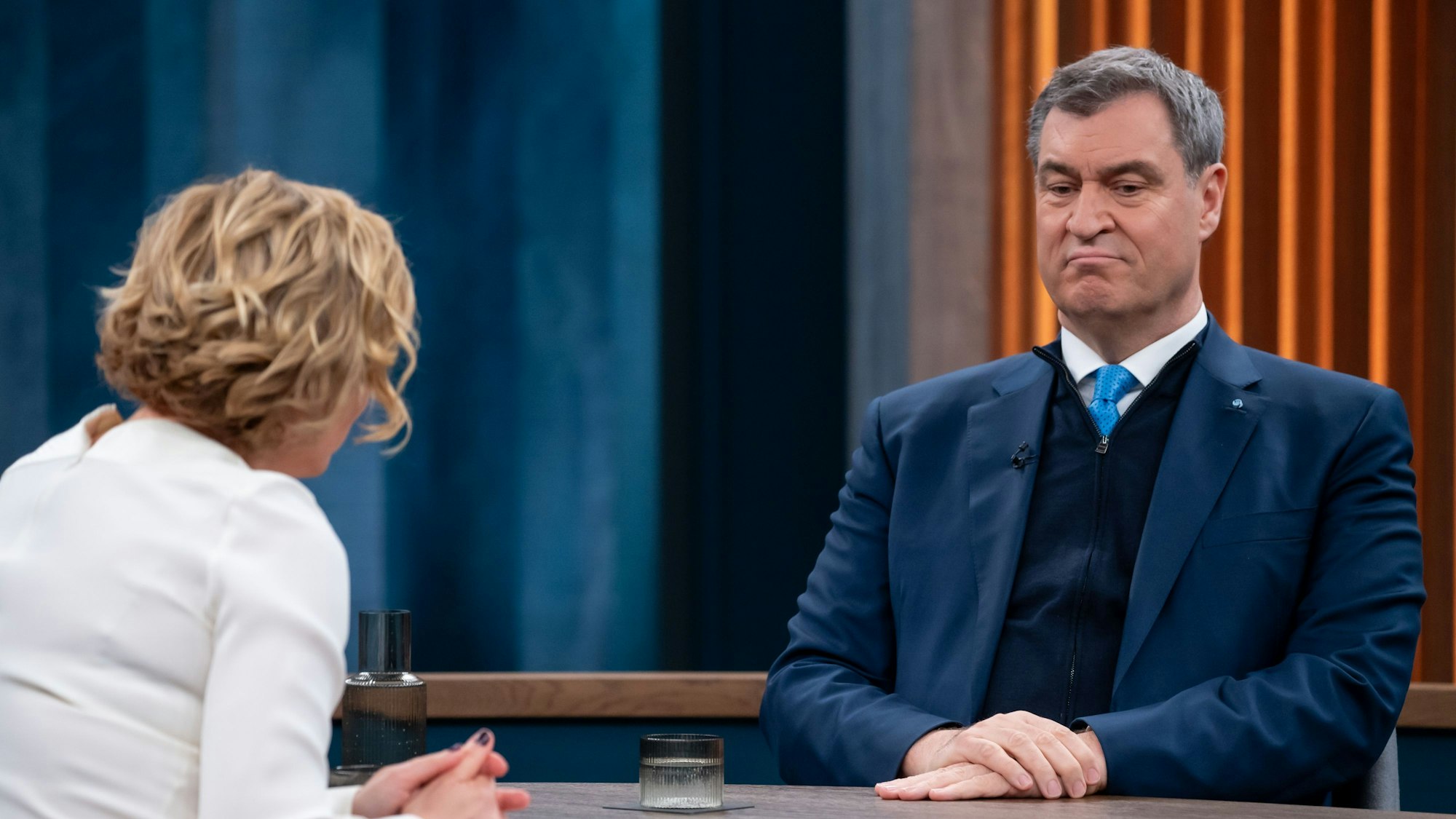 Caren Miosga (l.) und Markus Söder (CSU)