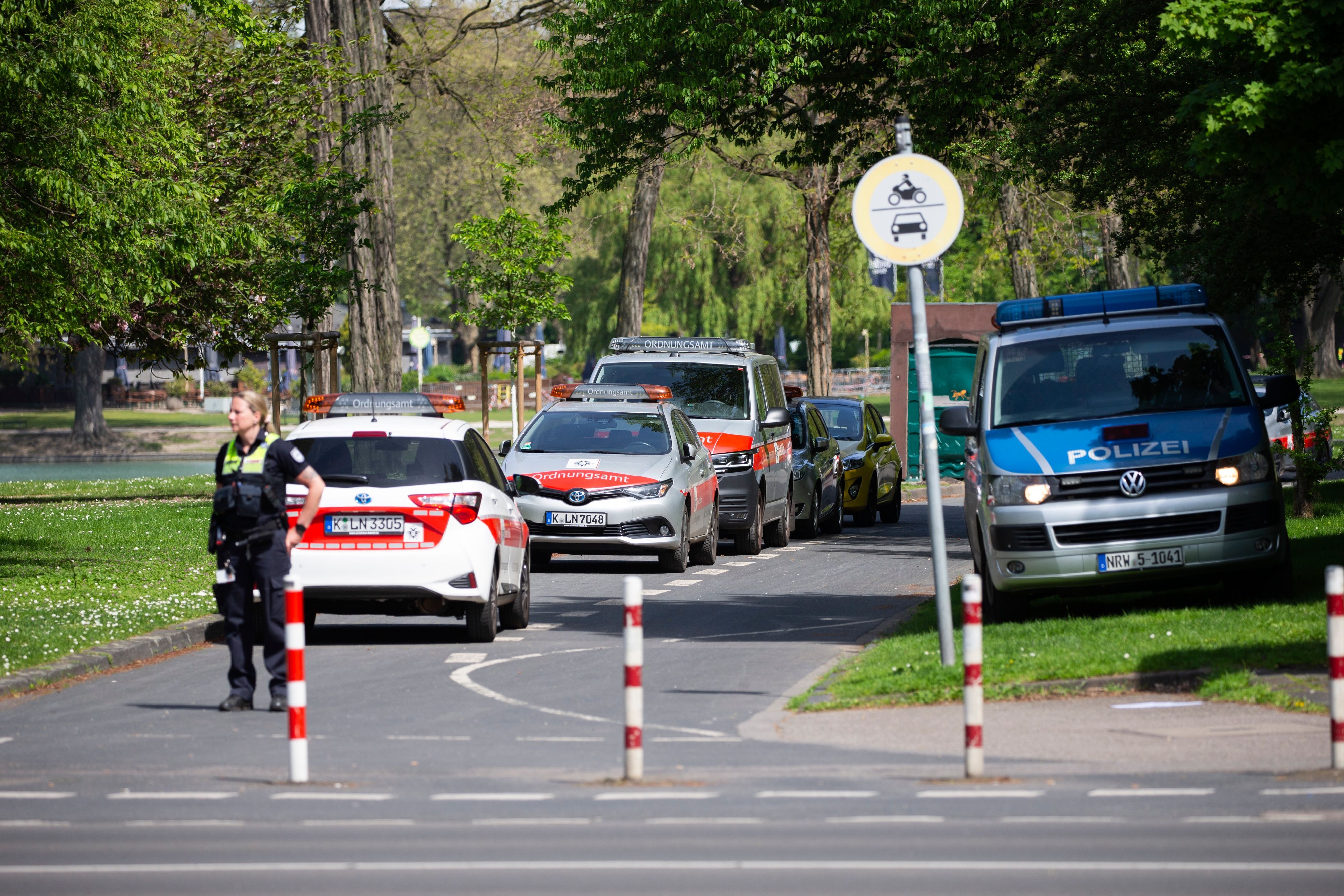 Lindenthal: Bei Bauarbeiten wurde am Donnerstagvormittag, 4. Mai 2023, im Bereich Universitätsstraße/Ecke Bachemer Straße ein Bombenblindgänger aus dem Zweiten Weltkrieg gefunden