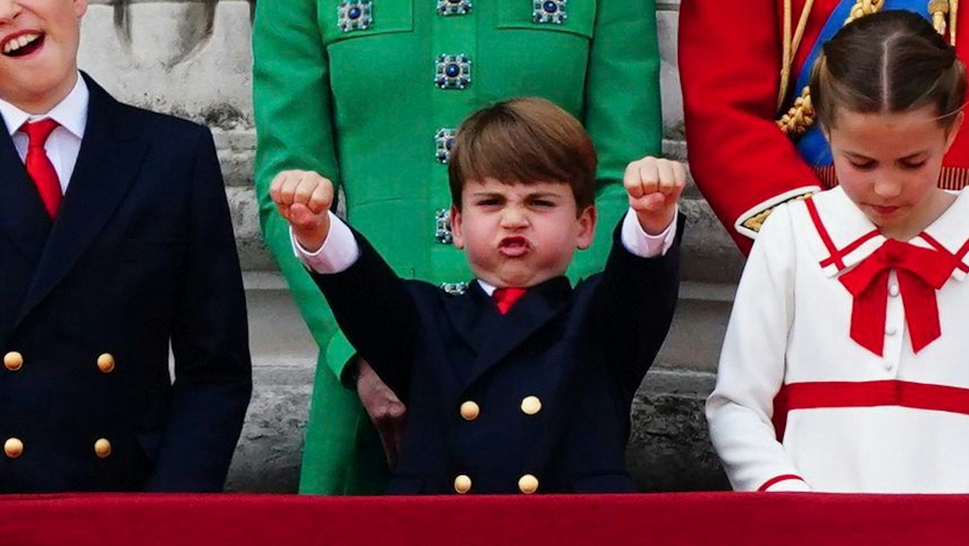 Prinz Louis ist auch bei öffentlichen Auftritten für seine Späße bekannt.
