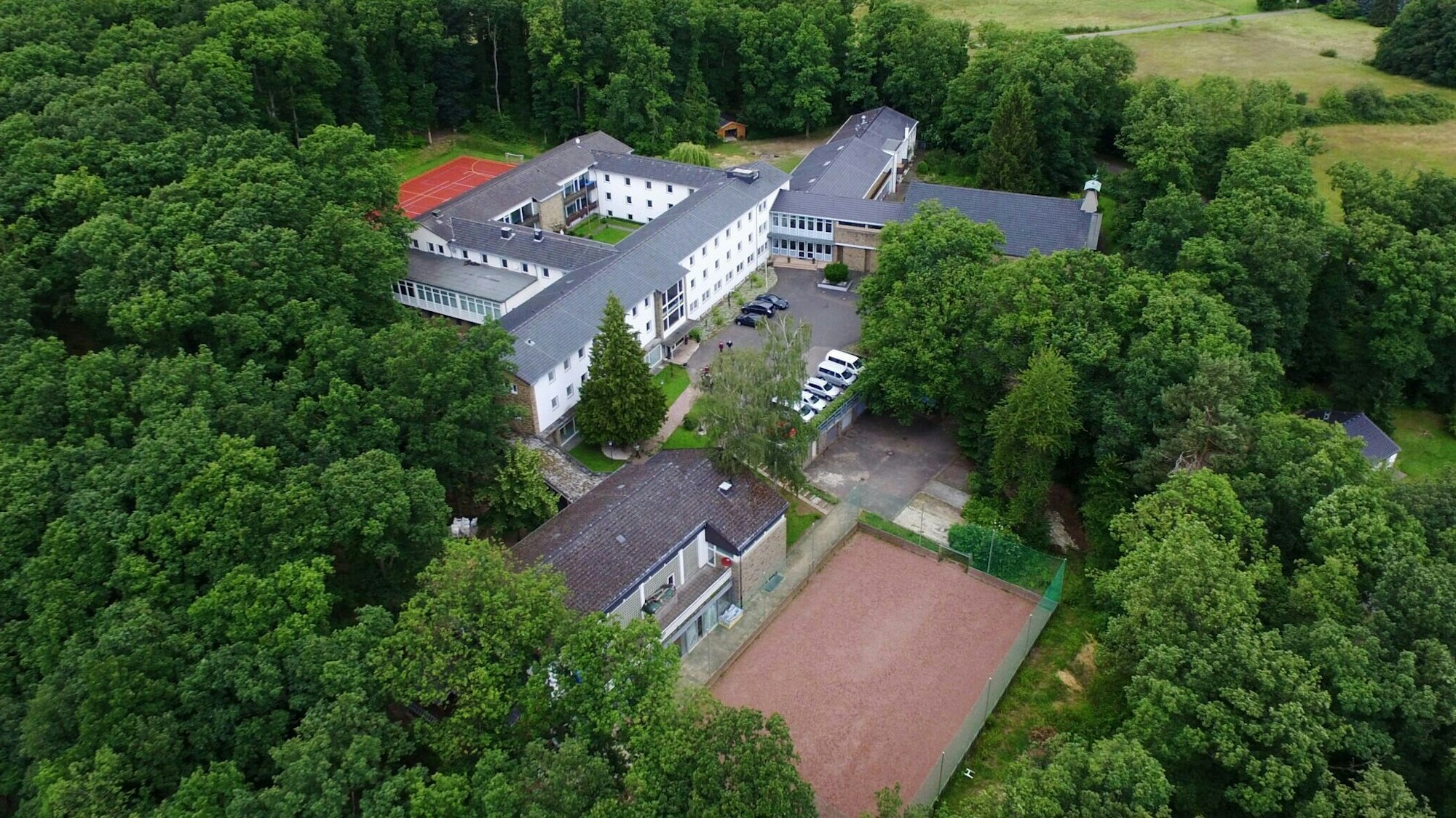 Eine Luftbildaufnahme der Apostolischen Schule der Legionäre Christi.