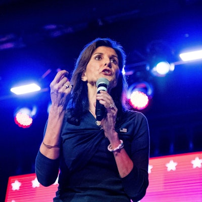 Nikki Haley gilt als größte Herausforderin von Donald Trump, nun macht die US-Republikanerin wohl den Weg frei für den Ex-Präsidenten. (Archivbild)