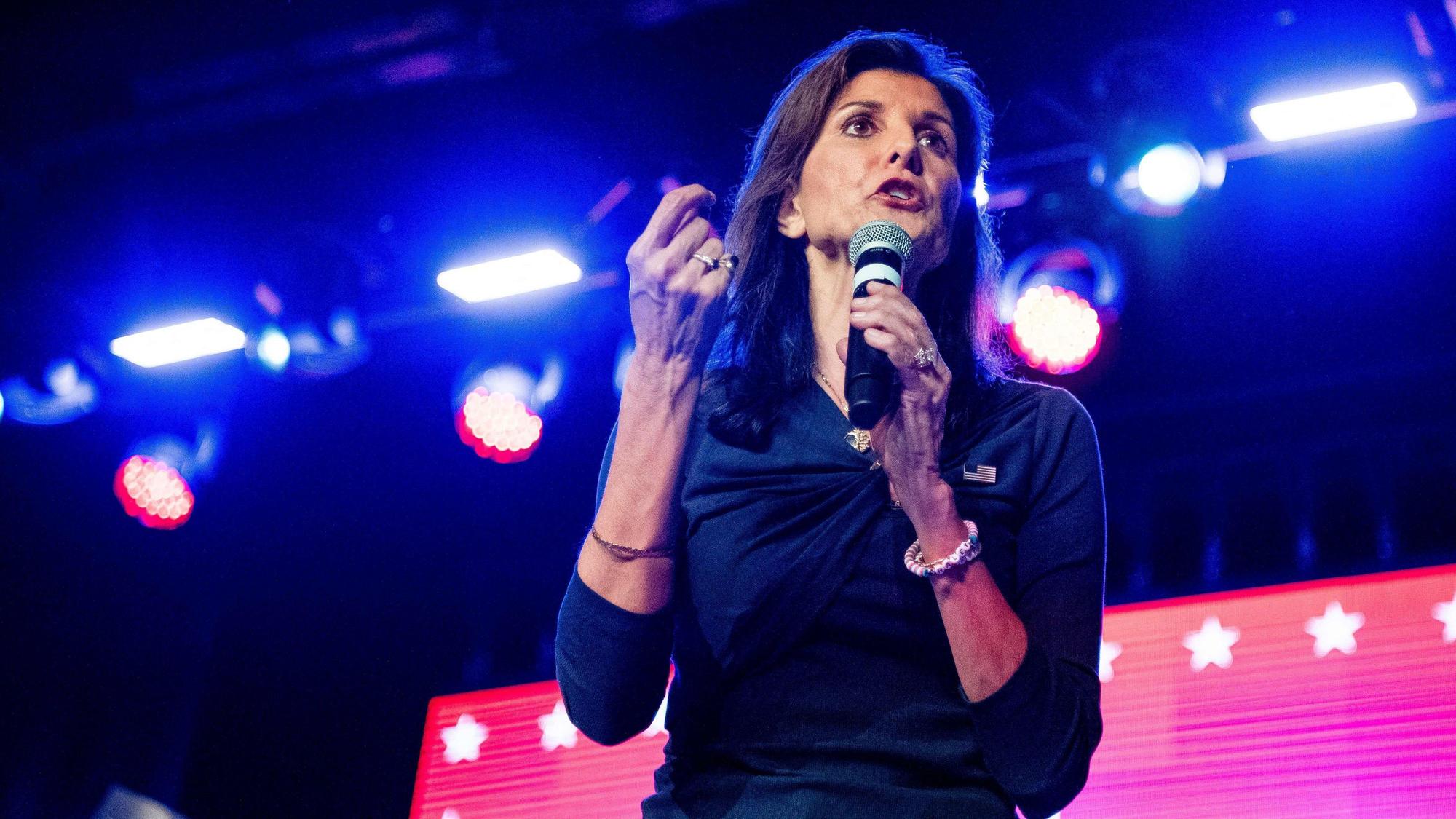 Nikki Haley gilt als größte Herausforderin von Donald Trump, nun macht die US-Republikanerin wohl den Weg frei für den Ex-Präsidenten. (Archivbild)