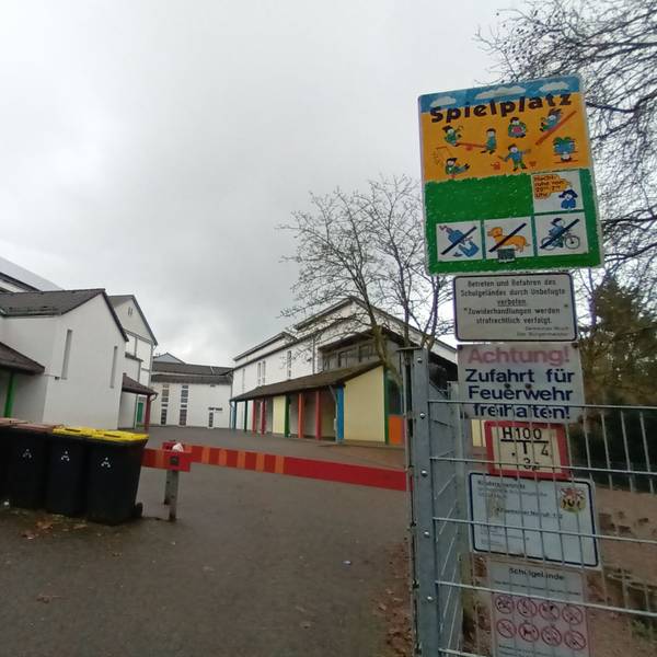 Der Erweiterungsbau für die Grundschule Klosterstraße, für den ursprünglich acht Millionen Euro im Haushaltsplanentwurf standen, wird erneut verschoben.