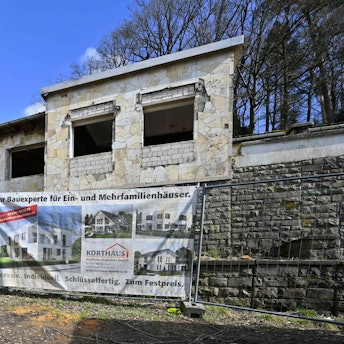 06.03.2024
Gummersbach Lantenbach
Baggersee-Terrassen mit Michael Korthaus