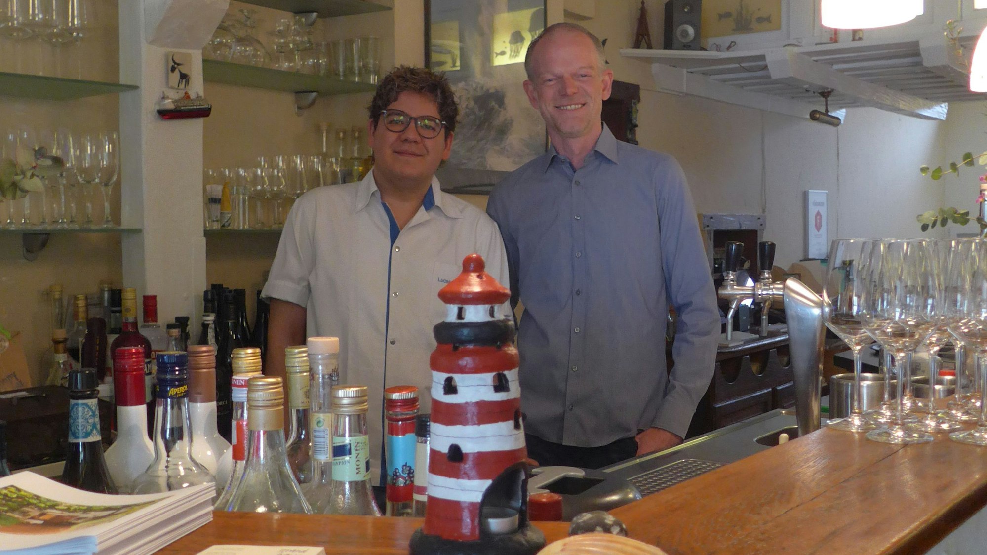 Gastgeber im Strandhaus: Lucas Brockhausen (l.) und Günter Grote-Vallée