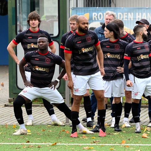 05.11.2023,-Fussball-SpVg. Porz - Fortuna Köln II
mitte: Julio Molongua (Porz)
Foto: Uli Herhaus