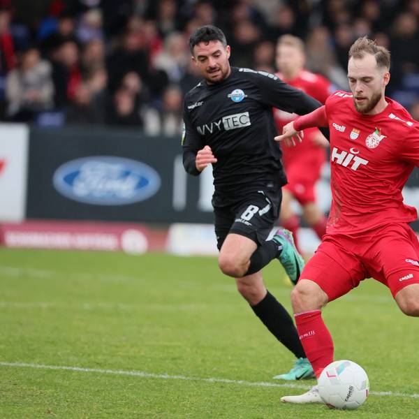 SC Fortuna Köln vs. SC Paderborn II, 4.Liga,
von links: Adrian Bravo Sanchez (SC), Adrian Stanilewicz (Fortuna), 04.02.2024, Bild: Herbert Bucco