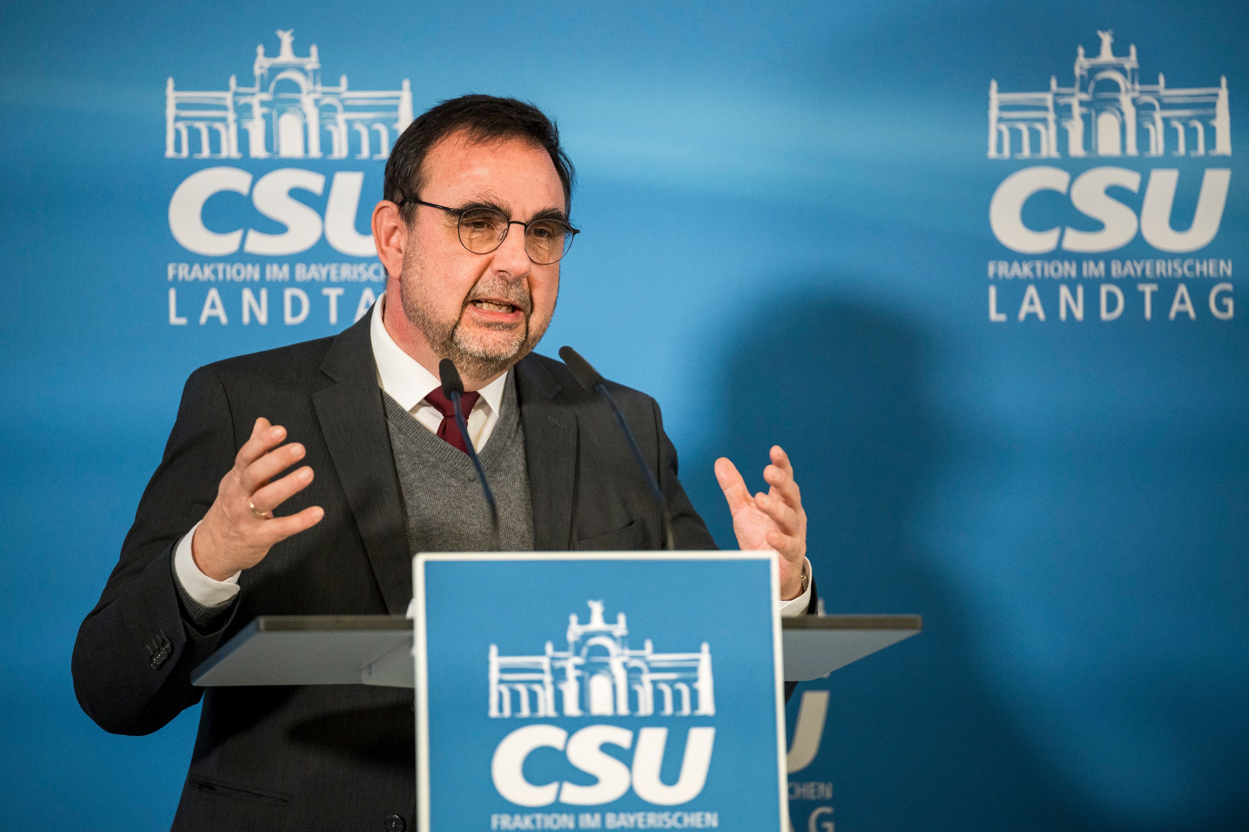 Klaus Holetschek (CSU), CSU-Fraktionsvorsitzender im Bayerischen Landtag, spricht bei der Pressekonferenz zur Winterklausur der CSU-Landtagsfraktion.