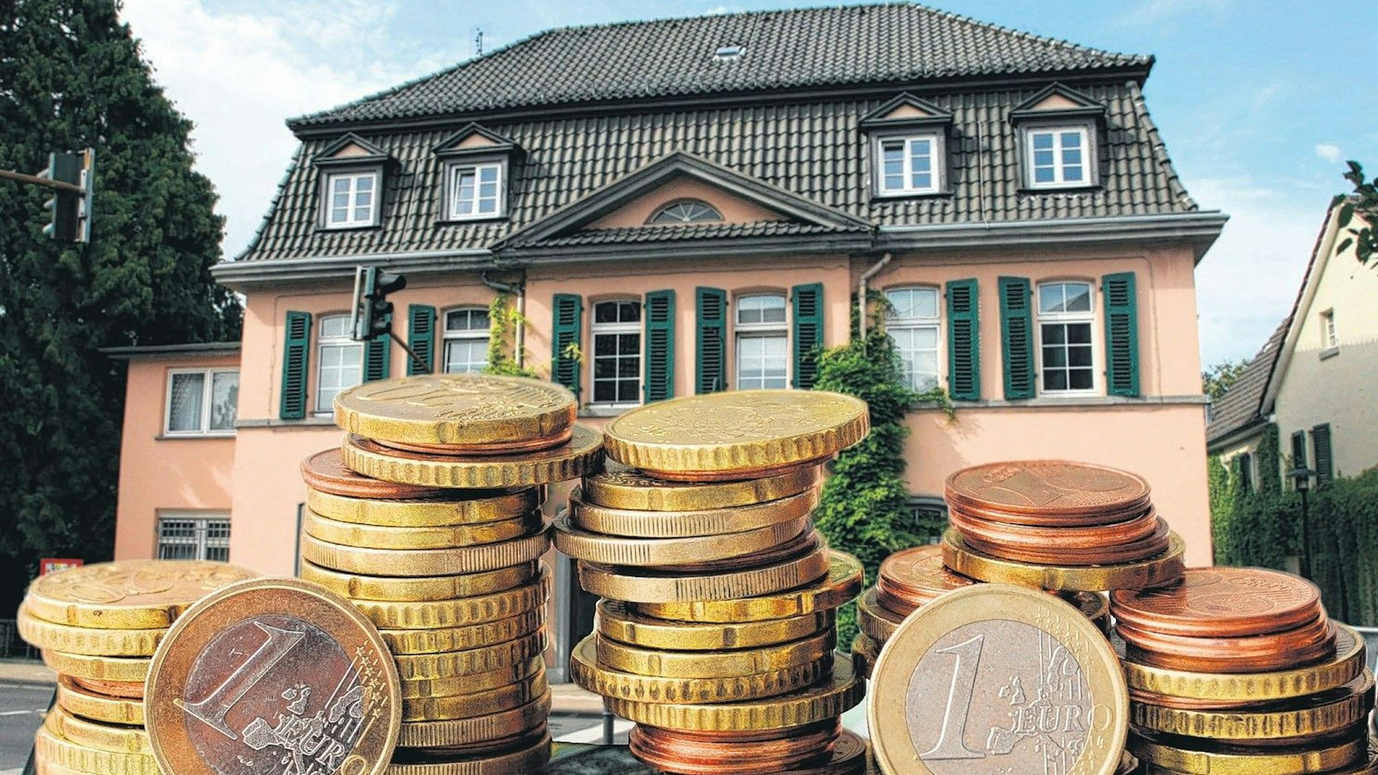 Die Rösrather Politik sucht Sparmöglichkeiten. Überschüsse, die in den letzten Jahren erwirtschaftet wurden, sollen 2024 und 2025 komplett aufgebraucht werden.