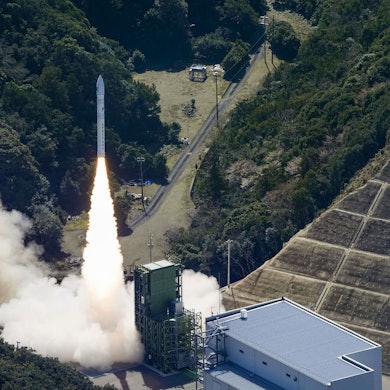 Hier sah noch alles gut aus: Die Kairos-Rakete von Space One wird gestartet, nur Augenblicke später explodierte sie jedoch.