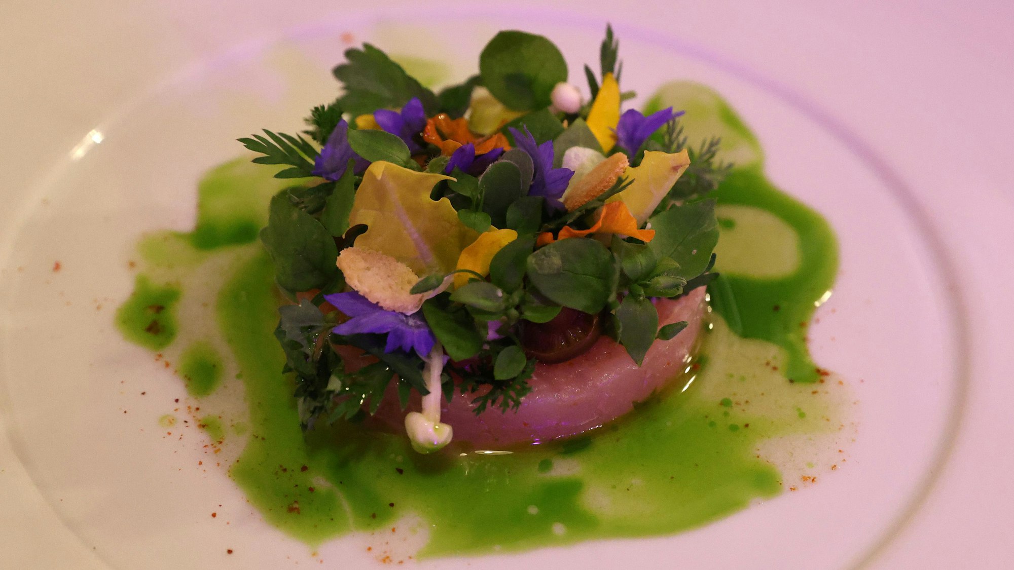 Das Gericht  in einer Nahaufnahme.