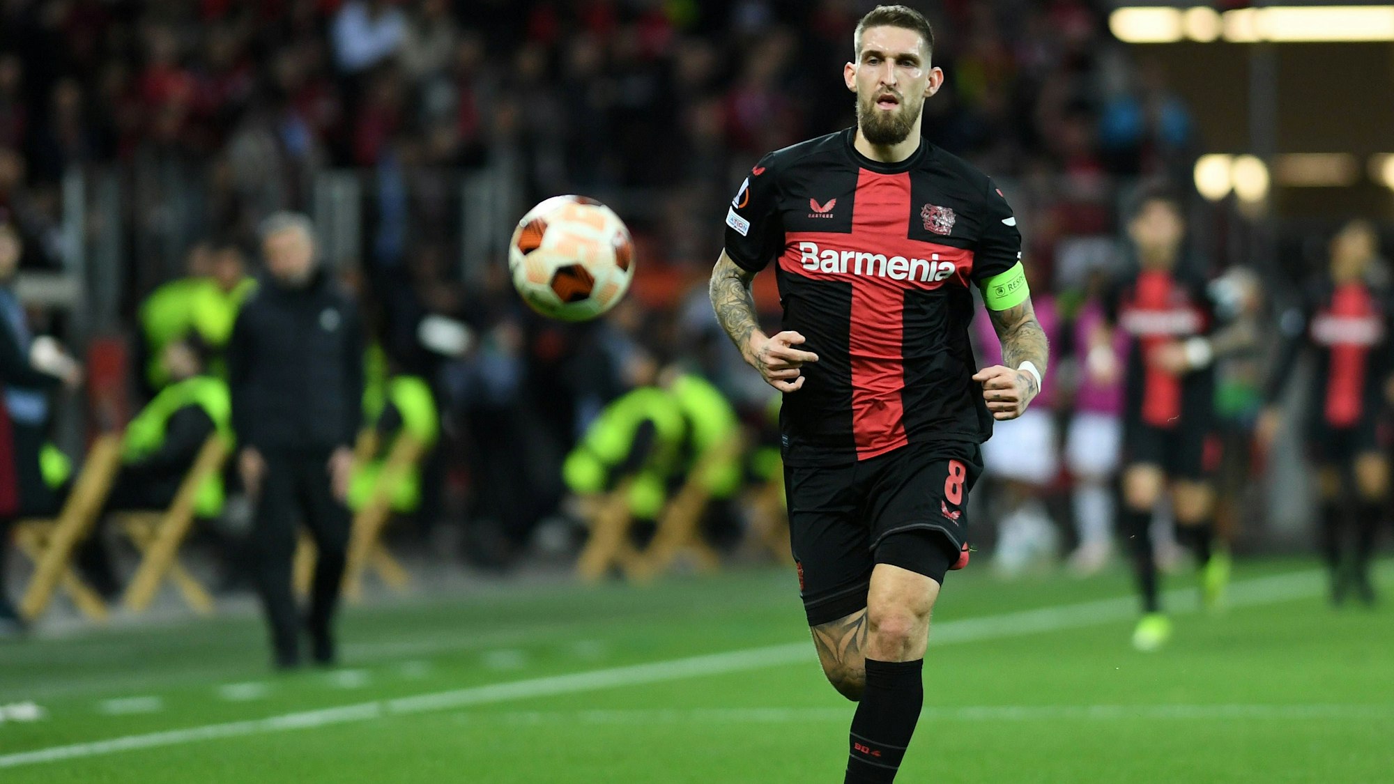 Robert Andrich lobte nach dem Sieg der Leverkusener gegen Qarabag die Moral seiner Mitspieler.