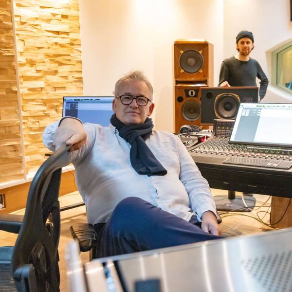 Klang-Experten: Studioinhaber Ralf Kemper mit Tondirigent Sam Donalies und Toningenieur Nick Benoy