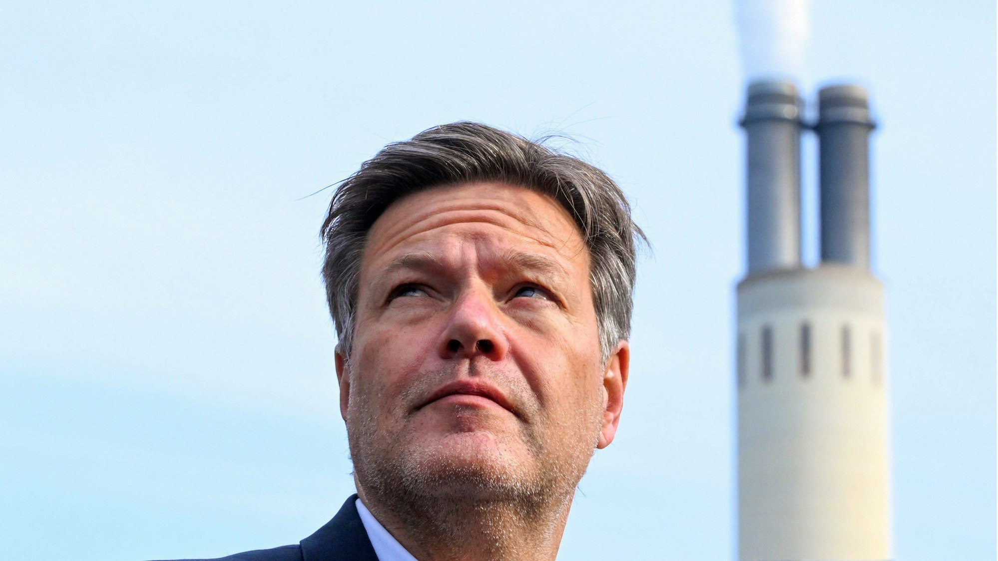 Berlin: Robert Habeck (Bündnis 90/Die Grünen), Bundesminister für Wirtschaft und Klimaschutz, kommt zur Grundsteinlegung für ein Energieprojekt am Standort vom Heizkraftwerk Reuter West.