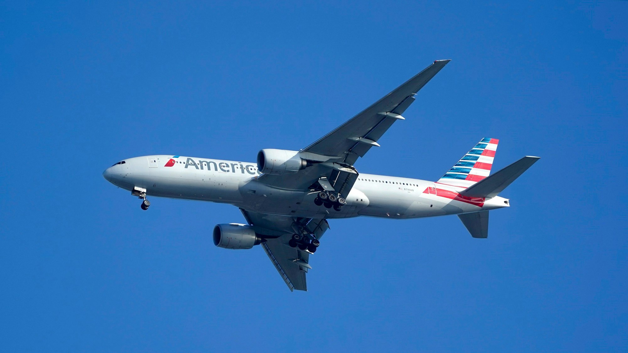 Ein Boeing-Flugzeug der US-amerikanischen Fluglinie United Airlines hat bei einem Flug das Rumpfteil verloren. (Symbolbild)AP