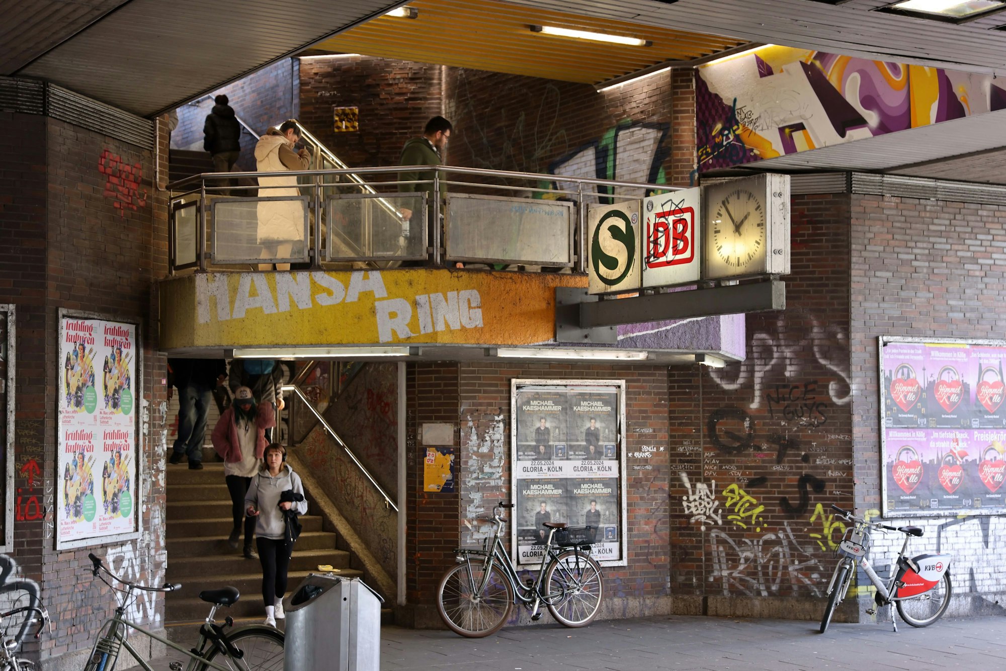 Der Bahnhof Hansaring