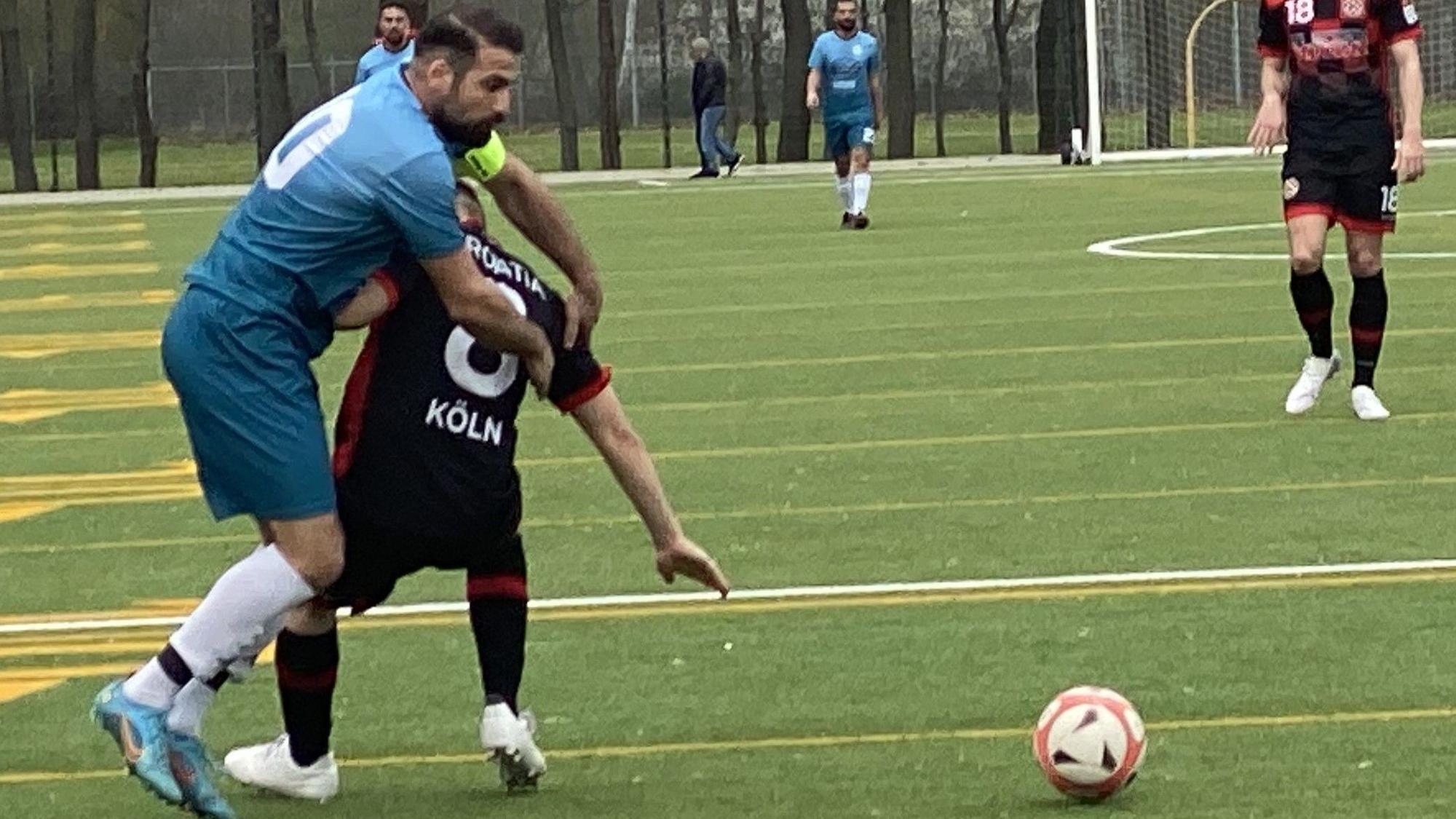 Ibrahim Saglam, Stürmer in der Kreisliga D für Ditib Chorweiler