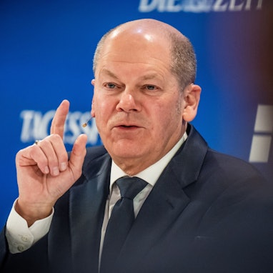 Bundeskanzler Olaf Scholz (SPD) spricht bei der Konferenz „Europe 2024“, eine Veranstaltung mit Beteiligung verschiedener Medienhäuser in den Design Offices am Berliner Humboldthafen.