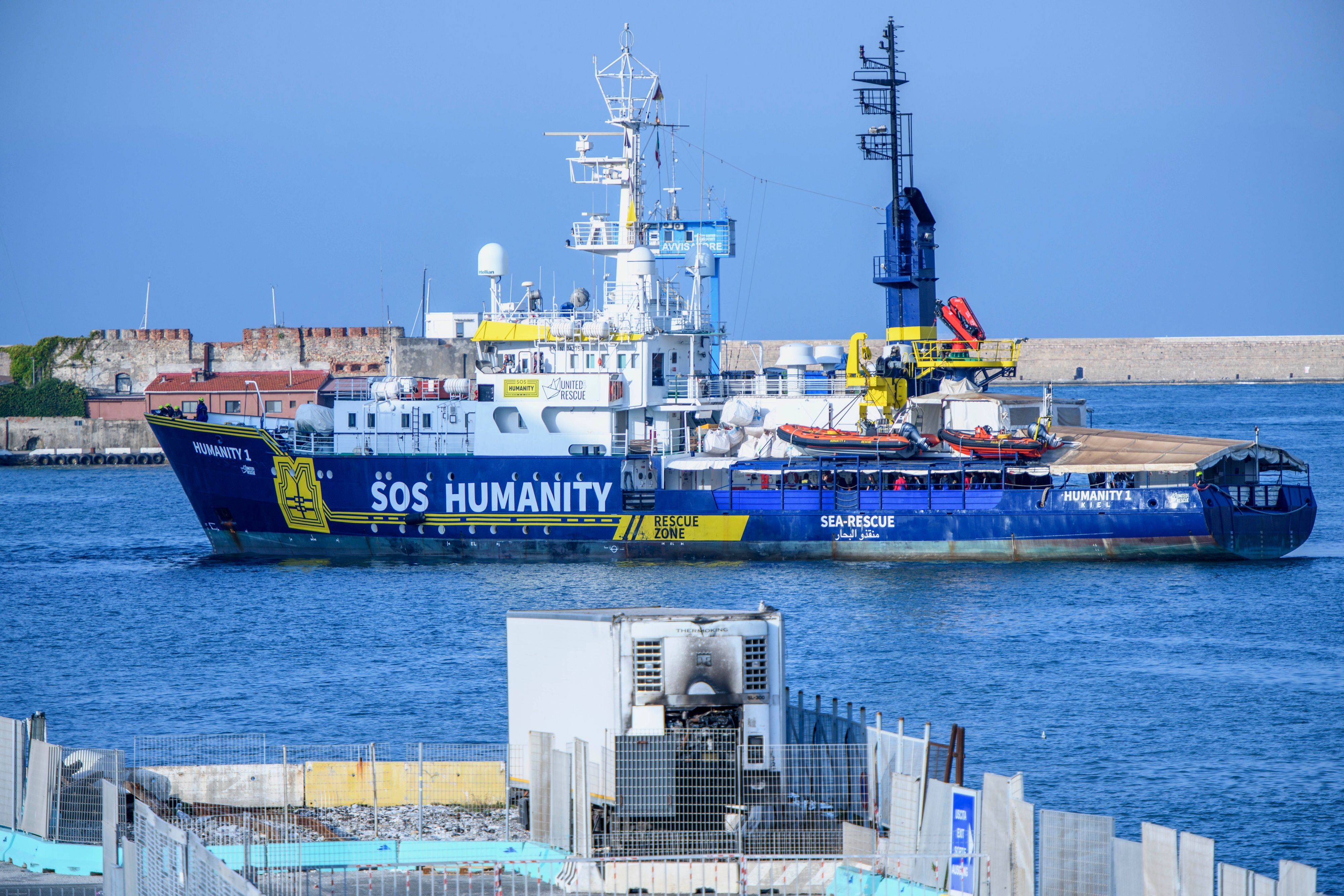 Blick auf das Seenotrettungsschiff Humanity 1.