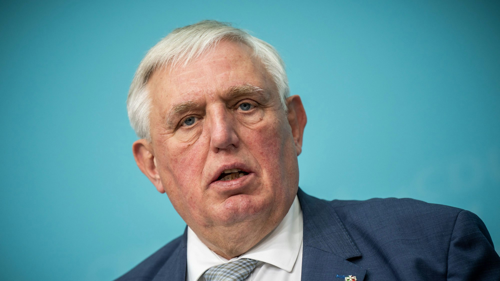 18.03.2024, Berlin: Karl-Josef Laumann, Bundesvorsitzender der CDA Deutschlands spricht bei der Pressekonferenz nach der Sitzung des CDU Bundesvorstands. Die Union will einen neuen Entwurf für den Bezug von Bürgergeld vorlegen. Foto: Michael Kappeler/dpa +++ dpa-Bildfunk +++