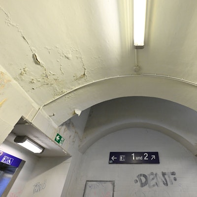 Blick auf den aktuellen Zustand des Bahnhofs in Gummersbach-Dieringhausen.